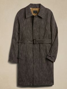 Since its launch in the 1800s, the Mac Coat has become the go-to style for traditional outerwear with relaxed and authentic appeal.  Ours is crafted with a blend of luxurious wool and plush cotton for lavish warmth in the face of inclement weather. Classic Winter Cotton Outerwear, Classic Cotton Outerwear For Winter, Formal Winter Cotton Outerwear, Formal Cotton Outerwear For Fall, Winter Tweed Outerwear With Hidden Button Closure, Classic Tweed Pea Coat For Fall, Tweed Outerwear With Hidden Button Closure For Winter, Fall Pea Coat With Concealed Placket, Elegant Cotton Winter Outerwear