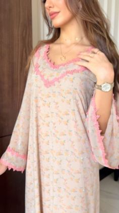 Lace Designs On Suits, Indian Dress Up, Stylish Kurtis Design, Gymwear Outfits, Modest Dresses Fashion, Simple Style Outfits, Lace Dress Design, Latest Dress Design