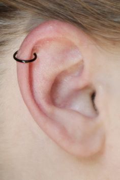 ENTIRE STORE ON SALE NOW! Receive 20% off your entire order when you buy 3 or more items. Discount automatically applied at checkout. ☆º `*.¸NO PIERCING REQUIRED! º ☆ - HANDMADE TO ORDER.*' º ☆ Try a faux piercing to see what it looks like on you before getting the real thing OR skip the pain & permanence by simply making Curly Cuffs a permanent part of your look. Faux body piercings allow you to achieve more looks by wearing them in different places each time you style them, or keep them in Cartilage Ear Cuff, Faux Piercing, Fake Earrings, Black Hoops Earrings, Helix Hoop, Body Piercings, Cartilage Piercing, Gold Collection, Cuff Earrings