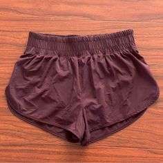 Victoria’s Secret Sport Mid Rise Plum Burgundy Purple Running Shorts. Size Xs. Brand New Without Tags. Hotty Hot Dupe. Sweat Shorts Women, Victoria Secret Workout, American Flag Sweater, Victoria Sport, Victoria Secret Sport, People Shopping, Jogger Shorts, Shorts Athletic, Running Shorts