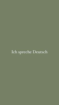 the words in german are white on a green background, and there is no image to describe