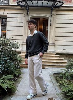 90s Preppy Outfits Men, French Outfit Style Men, Old Money Zara Men, Old Money Outfits Men Winter Elegant, Old Money Outfits Teen Boy, Rich Boy Fashion, Formal Outfit Ideas Men, Mens Christmas Party Outfit Casual, Christmas Dinner Outfit Men