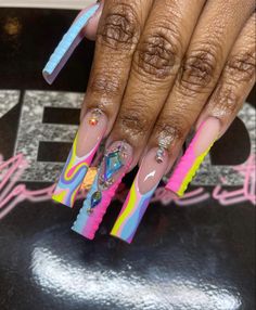 Diy Summer Nails, Connected To Nature, Summer Manicure, Cream Nails, Diy Summer, Round Nails, Bling Acrylic Nails, Neon Nails