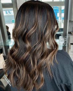 Dark Brown Hair With Light Brown Money Piece, Black Hair With Partial Highlights, Balayage Hair On Dark Hair, Balayage Chocolate, Painted Hair Balayage, Highlights On Dark Brown Hair, Chocolate Balayage, Shoulder Length Black Hair, Chocolate Brown Hair Color