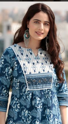 Print Kurti Designs Latest, Modal Silk Ajrakh Kurti, Jaipuri Kurti Designs, Bride Fashion Photography, Jaipuri Print, Cotton Dress Pattern, Patchwork Ideas, Stylish Kurtis Design