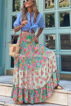 Bohemian Skirts, Hijab Summer, Look Boho Chic, Outfits Hijab, Printed Long Skirt, Skirts Summer, Shirt Hacks, Maxi Rok, Nature Dress