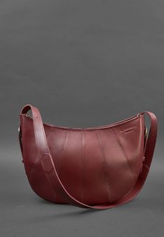 Women's luxury leather shoulder bag Elegant Burgundy Leather Bucket Bag, Modern Burgundy Shoulder Bag For Everyday, Burgundy Evening Shoulder Bag With Leather Lining, Evening Burgundy Shoulder Bag With Leather Lining, Modern Burgundy Satchel For Daily Use, Modern Burgundy Tote Shoulder Bag, Modern Burgundy Top Handle Shoulder Bag, Elegant Burgundy Leather Hobo Bag, Modern Burgundy Crossbody Bag