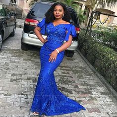 Nigeria Women, Nigerian Lace Dress, Blue Mermaid Prom Dress, Asymmetrical Dresses, Off Shoulder Evening Gown, Dresses Off Shoulder, Mermaid Prom Dresses Lace, Lace Gown Styles, Court Dresses