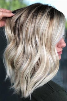 Scene Hair Colors, Hair Color Caramel, Balayage Blonde, Winter Hair Color, Trendy Hair Color, Trendy Hair, Strawberry Blonde, Professional Hair