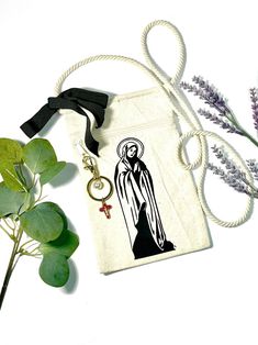 _These Beautiful Bags of our lady of Fatima  are made to Perfection, very durable, very soft  _Makes a great gift for your loved once.  _Comes with a different key chains. Wedding Rosary, Custom Rosary, Newborn Socks, Gifts Bags, Lady Of Fatima, Crochet Booties, Simple Gifts, Gifts Birthday, Mother Mary