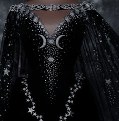 Night Court Aesthetic, Fae Ball, Starfall Ball, Court Aesthetic, Gown Aesthetic, Court Outfit, Feyre Archeron, Space Dress