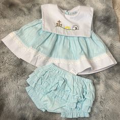 Nwt Size 6months Blue Cotton Ruffle Sets, Blue Cotton Ruffled Sets, White Ruffled Playtime Sets, Spring Light Blue Ruffled Sets, Cute Blue Sets For Baptism, Cute Light Blue Sets For Playwear, Cute Blue Baptism Set, Cute Spring Baptism Set, Cute White Easter Outfit Set