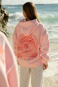 GLIZM Estilo Chic, Sweater Collection, Casual Design, Summer Staples, Pink Hoodie, Hermione, Preppy Outfits, Oversize Hoodie, Look Chic