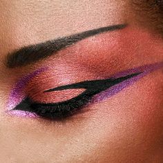 Extreme Eyeliner, 2024 Makeup, Lady Gaga Makeup, Eyeliner Guide, Haus Laboratories, Eyeliner Liquid, Gel Eyeliner Pencil