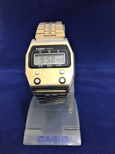 📝 Title: Vintage Rare Casio 52QGS-14 / Digital LCD Quartz Watch / Gold Plated Made In Japan/Very good condition/ Stainless Stell TOP GP. 132238                                                                 📌VERY SPECIAL COLLECTION WATCH📌 ⌚️ Rare Casio 52QGS-14 / Digital LCD Quartz Watch 1970s 👴🏼 Grandfather's Vintage Casio ✔️ Very good condition ✔️ Everything works very well ✔️ Original Steel cord ✔️ Vintage special series ✔️ Case  Diameter: 33mm ✔️ ✈🎁 Fast shipping UPS Express (Europe 2 Classic Chronograph Watch With Stopwatch For Formal Occasions, Classic Digital Watch With Chronometer, Classic Digital Watch With Chronometer And Round Dial, 1970s Bands, Digital Wrist Watch, Casio Edifice, Color Quartz, Amazing Watches, Vintage Camera