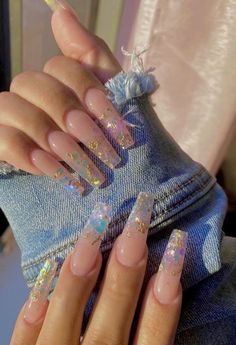 Short Encapsulated Nails, Transparent Acrylic Nails, Nails With Foil Flakes, Nails With Foil, Glitter Acrylic Nails, Anniversary Nails, Nails 23, Drip Nails, Glamour Nails