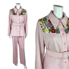 "Vintage 70s Leisure Suit Women's Medium Large Pink Floral Appliques 3 Piece Outfit Dolly Top has long sleeves, a pointed collar, buttons down the front and has a yoke on the front and back filled with multi-colored floral appliques. Pants have a large hook & eye closure on the waist, a nylon zipper fly and pockets. LABEL: - FABRIC: feels like polyester MARKED VINTAGE SIZE: has an 18 on the belt CONDITION: great, see photos- comes with matching belt but there are no belt loops on the top or pant Retro Fitted Sets For Fall, Vintage Pink Spring Sets, Vintage Workwear Sets For Spring, Vintage Long Sleeve Workwear Sets, Vintage Long Sleeve Sets For Workwear, Retro Long Sleeve Sets For Fall, Retro Long Sleeve Spring Set, Retro Spring Workwear Sets, Retro Workwear Sets For Spring