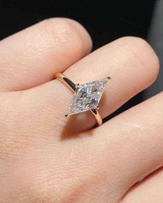 1.20ct Certified Kite Cut Lab Grown Diamond Solitaire Engagement Ring, One Diamond 14K Solid Yellow Gold Unique Kite Cut CVD Diamond Wedding Ring ✤ 𝐂𝐞𝐧𝐭𝐞𝐫 𝐃𝐢𝐚𝐦𝐨𝐧𝐝 𝐃𝐞𝐭𝐚𝐢𝐥𝐬:  ➡ Diamond Type: Lab Grown Diamond (CVD/HPHT) ➡ Shape: Kite Cut ➡ Color: FG ➡ Clarity: VS1 ➡ Carat Weight: 1.20 ct ✤ 𝗠𝗲𝘁𝗮𝗹 𝗗𝗲𝘁𝗮𝗶𝗹𝘀: ➡ 14K White Gold ➡ 14K Yellow Gold ➡ 14K Rose Gold ➡ 𝐌𝐚𝐤𝐢𝐧𝐠 𝐏𝐫𝐨𝐜𝐞𝐬𝐬: 𝐇𝐚𝐧𝐝𝐦𝐚𝐝𝐞 - 𝐂𝐫𝐚𝐟𝐭𝐞𝐝 𝐛𝐲 𝐨𝐮𝐫 𝐞𝐱𝐩𝐞𝐫𝐢𝐞𝐧𝐜𝐞𝐝 𝐭𝐞𝐚𝐦. ✤ ? Yellow Gold Anniversary Rings, Unique Promise Rings, Gold Anniversary Rings, Cute Engagement Rings, Future Engagement Rings, Moissanite Engagement Ring Solitaire, Wedding Rings Solitaire, Promise Rings For Her, Dream Engagement Rings