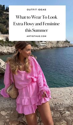 What to wear this summer to look girly and feminine | Summer dress outfit inspiration ideas #summer #sundress