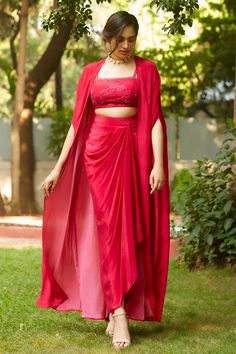 Haldi Outfits, Function Dresses, Trendy Outfits Indian, Lehenga Designs Simple, Fancy Sarees Party Wear, Indian Dresses Traditional, Trendy Dress Outfits, Designer Party Wear Dresses, Draped Skirt