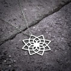 "Geometric flower of life celtic necklace, Inspired by the beauty of the Irish culture. one of the oldest sacred symbols known to man, universal symbol of creation. ♥WANT TO MAKE IT PERSONAL? ♥ Add a charm letter to your necklace - Add this item: https://www.etsy.com/il-en/listing/687931684 ★ Comes in our signature box, ready for gift giving. ★ Available in Gold [18K goldfield & gold plated brass ] ★ Available in Silver [sterling silver & silver plated brass ] ★ Pendant size : 1.20\"x1.2 Nickel-free Star Of David Jewelry Gift, Symbolic Flower Pendant Necklace As Gift, Symbolic Flower Pendant Necklace For Gift, Symbolic Star Of David Necklace For Gift, Geometric Silver Necklace For Gift, Silver Geometric Necklace For Gift, Handmade Geometric Jewelry Gift, Handmade Geometric Jewelry For Gifts, Spiritual Nickel-free Star Of David Necklace