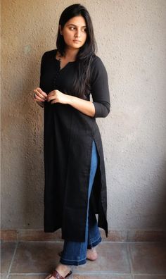 Kurta For College Women, Official Kurti Designs Latest, Kurta For Women Casual, Kurta Design For Jeans, Black Kurti Design With Jeans, How To Style Black Chikankari Kurta With Jeans, Kurta Design With Jeans, Kurta Styling With Jeans, Office Outfits Women Indian Kurti