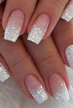 50 Aesthetic, New Years Nail Designs, Nails For Bride, Ombre Nails Glitter, Valentine Nails, Aesthetic Nails, Smink Inspiration