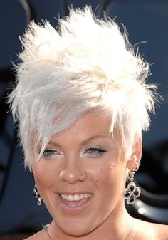 short and spikey Cuts For Round Faces, Haircuts For Women Over 40, Hair Doos, Choppy Hairstyles