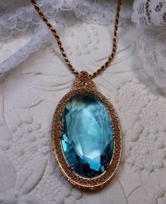 sky blue aquamarine large oval pendant with rose gold art deco filigree Rose Gold Art, Filigree Pendant Necklace, Art Deco Brooch, Aquamarine Pendant, Filigree Pendant, Art Deco Necklace, Gold Art Deco, Sterling Silver Filigree, Gold Filigree