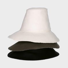 3L Waterproof Garden Hat in Black Reversible Flat Brim Bucket Hat, Beige Reversible Hat With Curved Brim, Reversible Wide Brim Hat For Outdoor, Garden Hat, Gardening Hat, Canvas Hat, Pouring Rain, Garden Clogs, Outdoor Performance