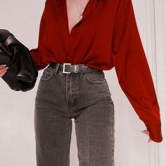 Red Tshirt Outfit, Red Shirt Outfits, Red Button Up Shirt, Dark Academia Outfit, Academia Outfits, Alt Outfits, Inspiration Aesthetic, Quirky Fashion, Wardrobe Tips