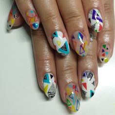 elsalonsito:#KrisTate inspired #BirthdayNails for my babe @candyjx #geltips #Biosculpture #handpainted #gelnails #artinspired #ignails #elsalonsito 90's Pattern, Graphic Nails, Nail Clear, Funky Nail Designs, Nail Design Glitter, Pop Art Nails, Funky Nail Art, S Nails, Green Nail Art