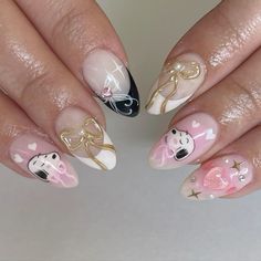 snoopy nails ⊹.˚୨ৎ Milk And Mocha Nails, Snoopy Nails Valentines Day, Valentines Snoopy Nails, Crazy Valentines Nails, Snoopy Valentines Nails, Snoopy Valentines Day Nails, Star Nails Gel, Nail Designs Kawaii, Summer Nails Korean