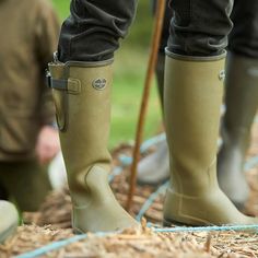 The Le Chameau women's Vierzon wellington boots are an iconic field and country tall rubber boot. Handcrafted from natural rubber with a polycotton, tartan patterned jersey lining for comfortable use in warmer seasons. Built around a woman's aluminium last and featuring an adjustable waterproof gusset with snap-fastening buckle to ensure comfortable fit around the calf and leg. Shock absorbing dual-density Grip outsole prevents fatigue resists abrasion and is suitable for all terrains. Le Chameau Wellies, Le Chameau Boots, Popular Boots, Wellington Boot, Rubber Boot, Wellington Boots, Wide Calf Boots, Rubber Boots, Wide Calf