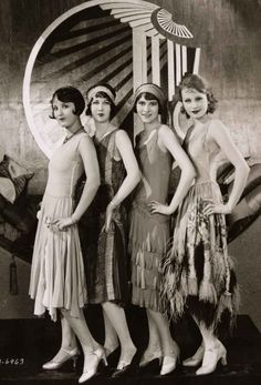 1920s Flapper Girl, Style Année 20, Elsa Schiaparelli, Stunning Makeup