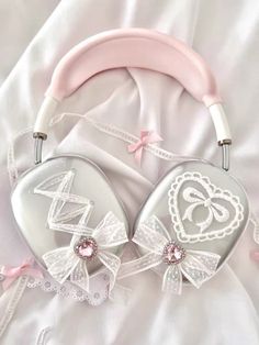 Vintage Lace AirPods Max Case Cute Headphones, Soft Pink Theme, The Cardigans, Airpods Max, Pink Gem, Kawaii Accessories, Pink Girly Things, Girly Accessories, Lace Bows