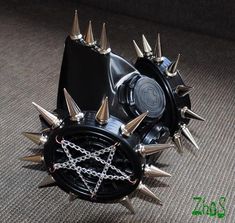 Black Gas Mask, Grunge Accessories, Goth Wallpaper, Gothic Looks, Metal Spikes, Punk Emo, Mask Black, Cool Masks, Emo Outfits