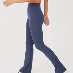 Never Worn Nwt Flare Leggings From Aerie. Made With Athletic Material Blue Stretch Straight Leg Yoga Pants, Blue Straight Leg Stretch Yoga Pants, Casual Blue High-cut Leg Bottoms, Blue Straight Leg Yoga Bottoms, Casual Mid-rise Blue Yoga Pants, Casual Blue Mid-rise Yoga Pants, Blue Flare Leggings, Aerie Flare Leggings, Aerie Leggings