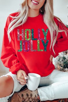 This festive Red Glittering HOLLY JOLLY Graphic Christmas Pullover Sweatshirt will add some sparkle to your holiday attire. With a comfortable fit and eye-catching design, this sweatshirt is perfect for celebrating the season. Spread some holiday cheer with this must-have holiday piece. Size Chart (CM) Sizes Bust Hem_Width Shoulder Sleeve_Length Length Relax Relax Relax Relax Relax S 103 97 55.5 51.5 64.5 M 108 102 58 52 66.5 L 113 107 60.5 52.5 68.5 XL 121 115 64.5 53 70.5 2XL 129 123 68.5 53.5 Graphic Christmas, Christmas Pullover, Holiday Attire, Party Scene, Jolly Christmas, Holiday Sweatshirt, Sweatshirts Pattern, Sweater Tank Top, Red Pattern