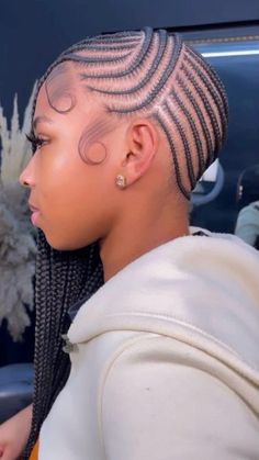 Short Haircuts For Straight Hair, Haircuts For Straight Hair, Hair Styles Braids, Half Bun, Sleek Ponytail Hairstyles, Styles Braids, Amazing Hairstyles