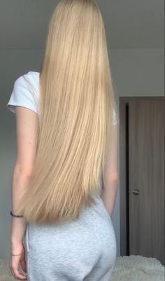 Long Blonde Hair Aesthetic, Layered Hair Ideas, Long Hair With Layers, Thick Blonde Hair, Cuts For Long Hair, Layered Haircuts For Long Hair, Layer Hair, Long Layer, Hair Cuts For Women