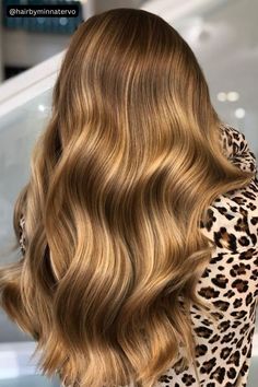 Golden Brown Hair With Highlights Golden Brown Hair With Highlights, Gold Brown Hair, Golden Hair Color, Blonde Hair Tips, Different Hair Lengths, Hair Tips And Tricks, Brown Hair Ideas, Beachy Blonde, Golden Blonde Hair Color