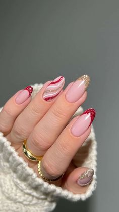 67 Cute Christmas Nail Designs and Christmas Nail Ideas You Have to Recreate This Year