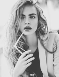 cara delevingne Cara Delevingne Instagram, Mode Glamour, Famous Women, A Woman, Blazer, Pink, Instagram