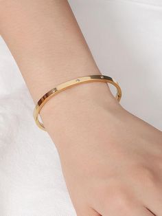 Gold Necklace Design, Nail Cuff, Women Gold Necklace, Gold Jewels Design