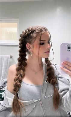 Κούρεμα Bob, Preppy Hairstyles, Modele Fitness, Fishtail Braid, Hair Up Styles, Hairdo For Long Hair, Hair Stylist Life, Easy Hairstyles For Long Hair