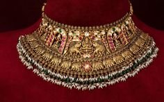 Pretty Gold Necklaces, Kids Gold Jewelry, Wedding Jewelery, Kundan Jewellery Bridal, Indian Wedding Jewelry Sets, Beautiful Bridal Jewelry, Antique Necklaces Design, New Gold Jewellery Designs