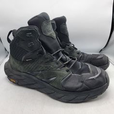 Hoka Anacapa Mid Gtx Mens 11 Black Athletic Hiking Boots Vibram Soles 1122018 Good Looking Shoes With A Good Amount Of Life On The Soles And Insoles. As You Can See In The Pictures, On One Of The Sides Of One Of The Shoes, The Hole To Put The Lace Is Ripped. Features: Low Top Lace Up Comfort Casual Athletic All Seasons Size: Mens 11 Condition: Pre-Owned Good Good Looking Shoes These Are Second Hand Shoes, So There Is Signs Of Usage. Please Look At The Pictures To See Any Flaw The Shoes May Have. Hoka Anacapa, Good Good, Casual Athletic, Lace Tops, Low Top, Hiking Boots, Athletic Shoes, How To Look Better, Men's Shoes