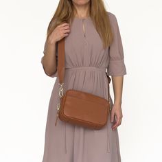 Tan crossbody leather bag - Women crossbody purse with strap - Leather crossbody camera bag - Tan camera bag small - Gift for her -Tan purse Chic Brown Rectangular Camera Bag, Chic Brown Camera Bag With Removable Pouch, Chic Brown Camera Bag For Travel, Chic Brown Travel Camera Bag, Chic Brown Camera Shoulder Bag, Chic Brown Shoulder Camera Bag, On-the-go Crossbody Camera Bag, Elegant Crossbody Camera Bag With Adjustable Strap, Chic Soft Leather Camera Shoulder Bag