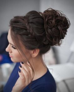 Curly Homecoming Hairstyles, Updo Casual, Prom Hair Updo, Prom Hairstyles For Long Hair, Bridesmaid Hair Updo, Penteado Cabelo Curto, Short Hairstyle, Wedding Hair And Makeup, Elegant Hairstyles